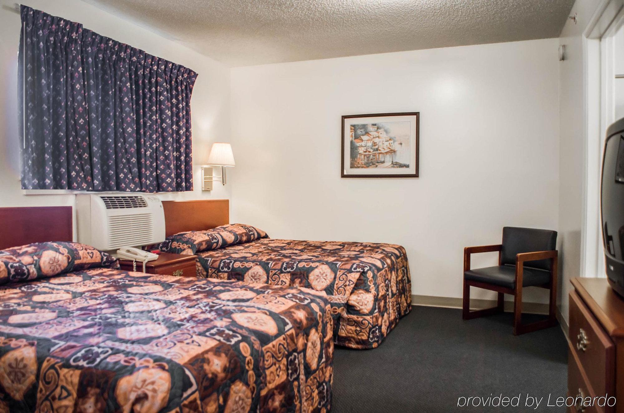 לארגו Tampa Bay Extended Stay Hotel מראה חיצוני תמונה