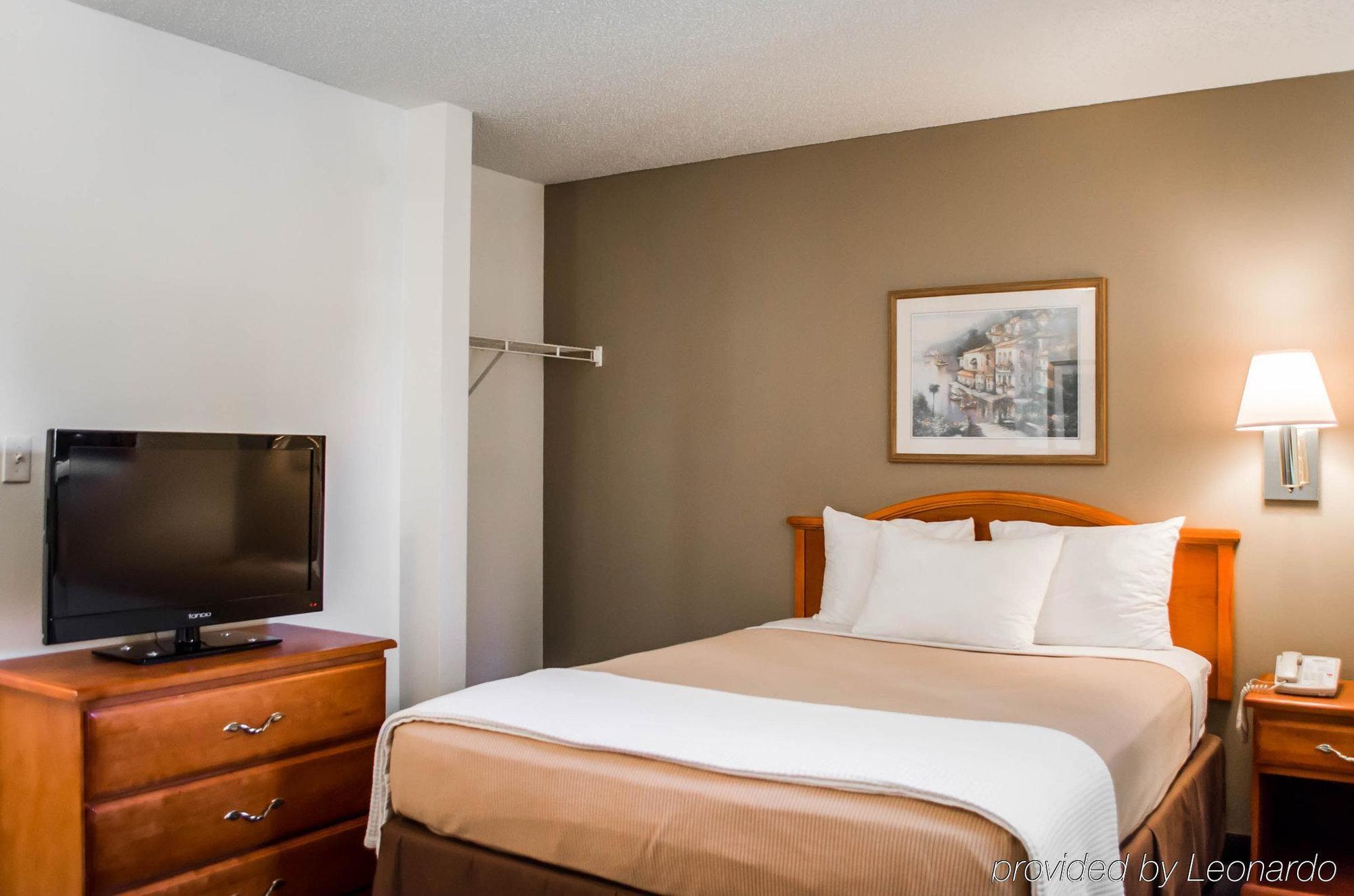 לארגו Tampa Bay Extended Stay Hotel מראה חיצוני תמונה