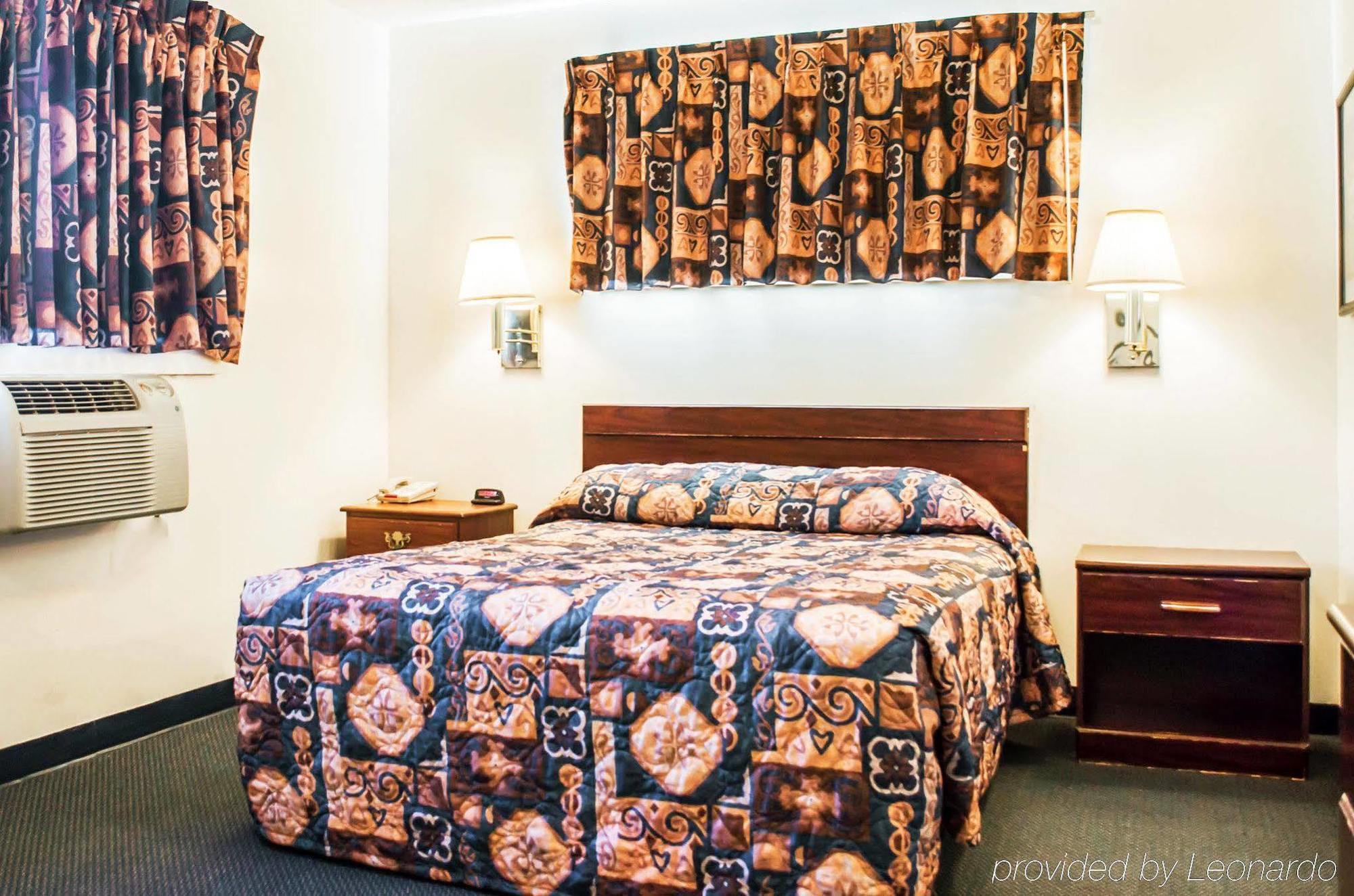 לארגו Tampa Bay Extended Stay Hotel מראה חיצוני תמונה