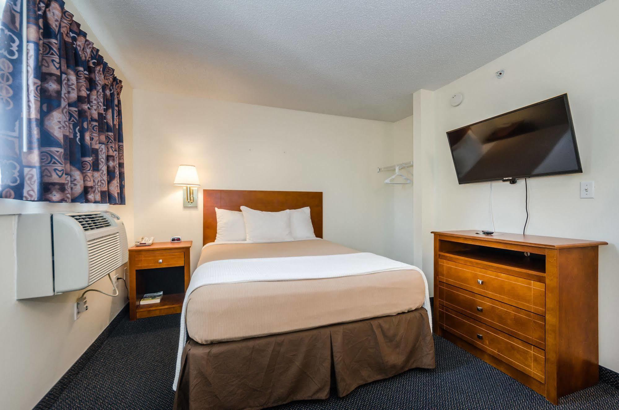 לארגו Tampa Bay Extended Stay Hotel מראה חיצוני תמונה